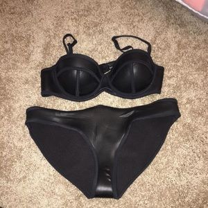 Black Triangl Bikini